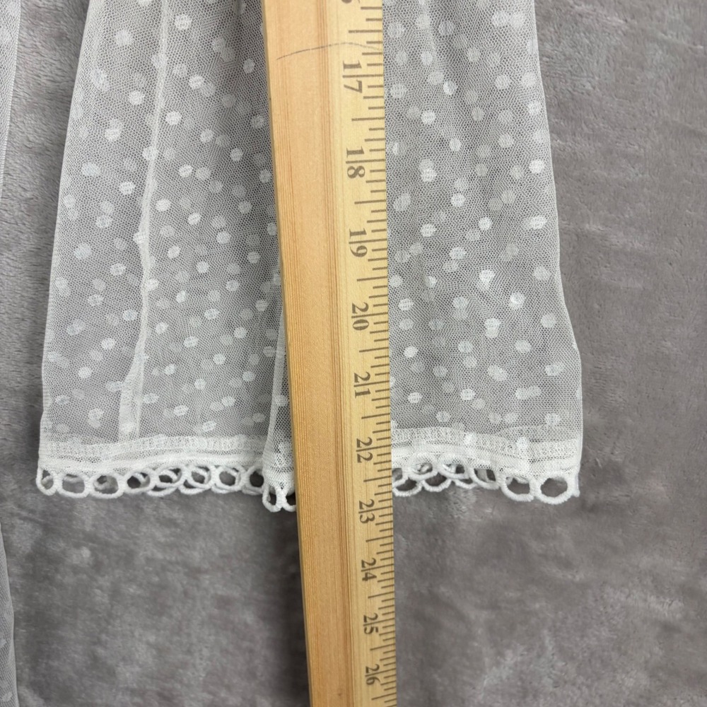 Sheer Lace-Trim White Robe with Tie Front - Picture 11 of 11